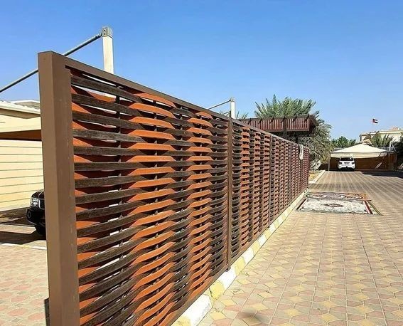 مميزات-سواتر-بلاستيك-مظلات-وسواتر-النهضه